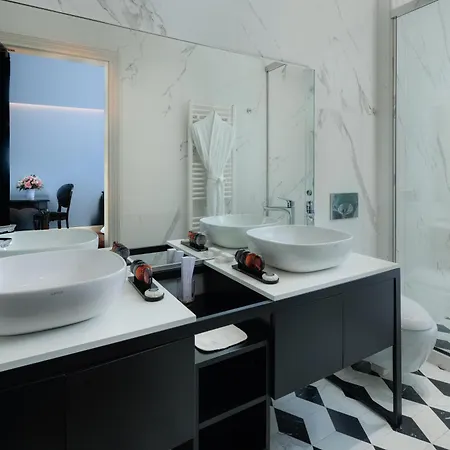 Arte Boutique Hotel 5*